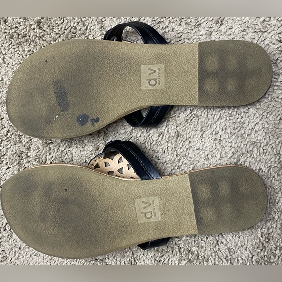 🖤DV by Dolce Vita • black flat slip ons • 7.5 - Picture 8 of 8